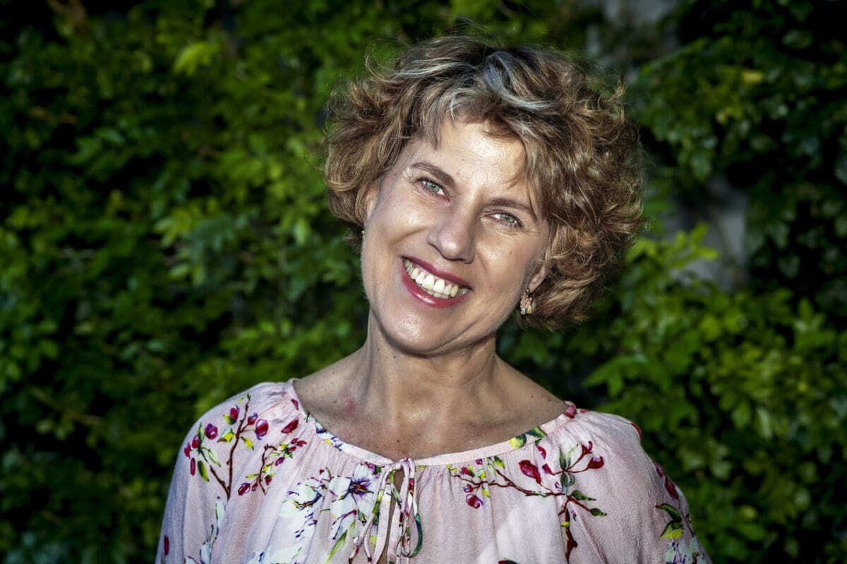 Sally Scott